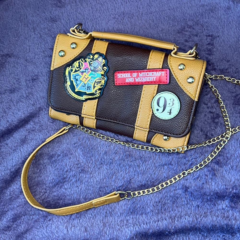 Harry Potter small purse/wallet.